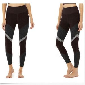 NWT Alo Yoga shelia high waist leggings XS